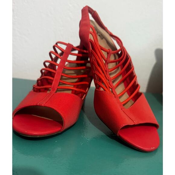 East 5th EF Neville Red Strappy Peep Toe Slingback Heels Size 9M – Gently Used - Picture 2 of 5